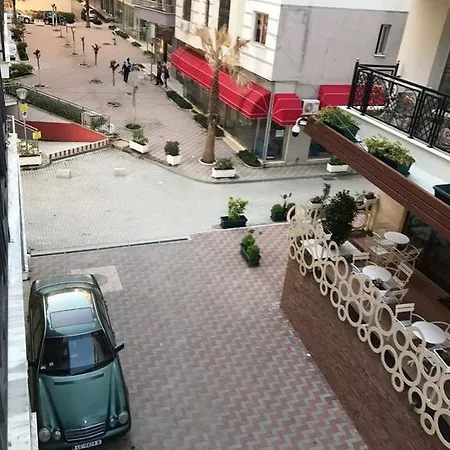 Delux * Shëngjin